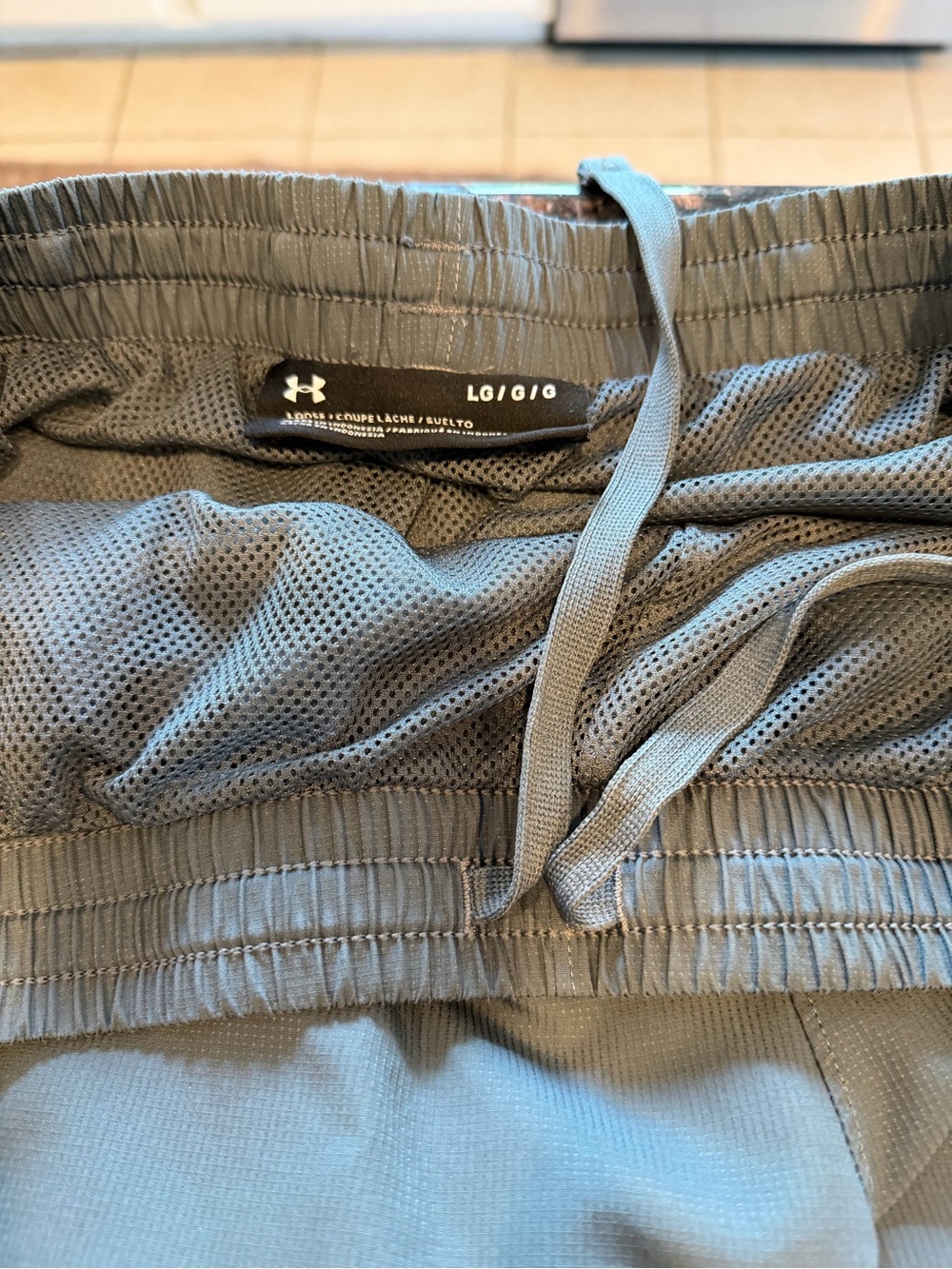 Under Armour Men's Athletic pants  -gray